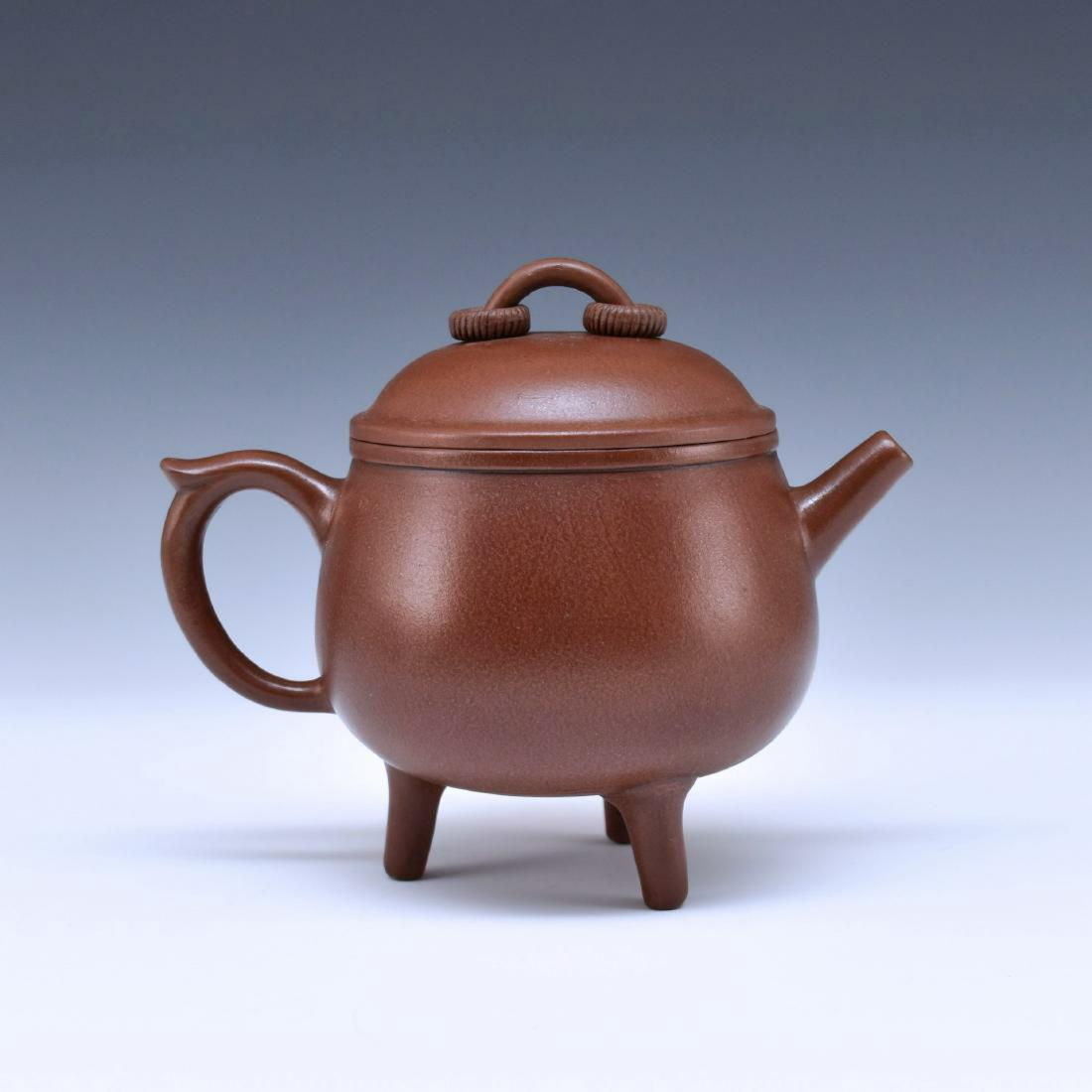 CHINESE ZHISHA CLAY TRIPOD TEAPOT (1 of 6)