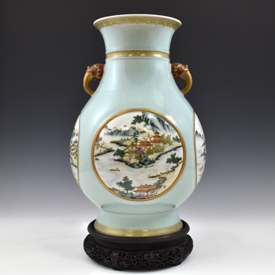 QIANLONG GILT OPEN FACE LANDSCAPE ZUN VASE (1 of 12)