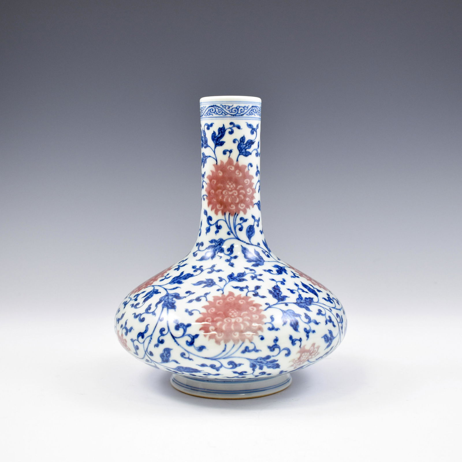 YONGZHENG BLUE & RED WHITE GLAZED REWARD VASE (1 of 11)