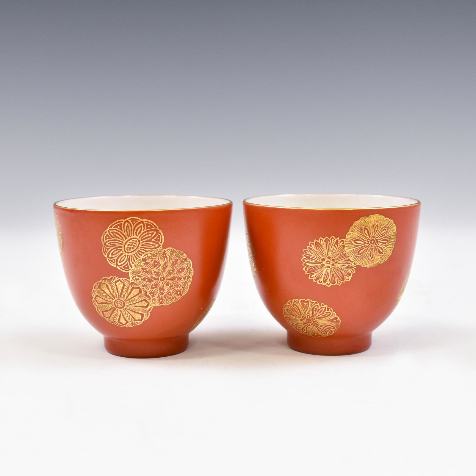 QIANLONG GILT MEDALIONS VERMILION RED CUPS (1 of 9)