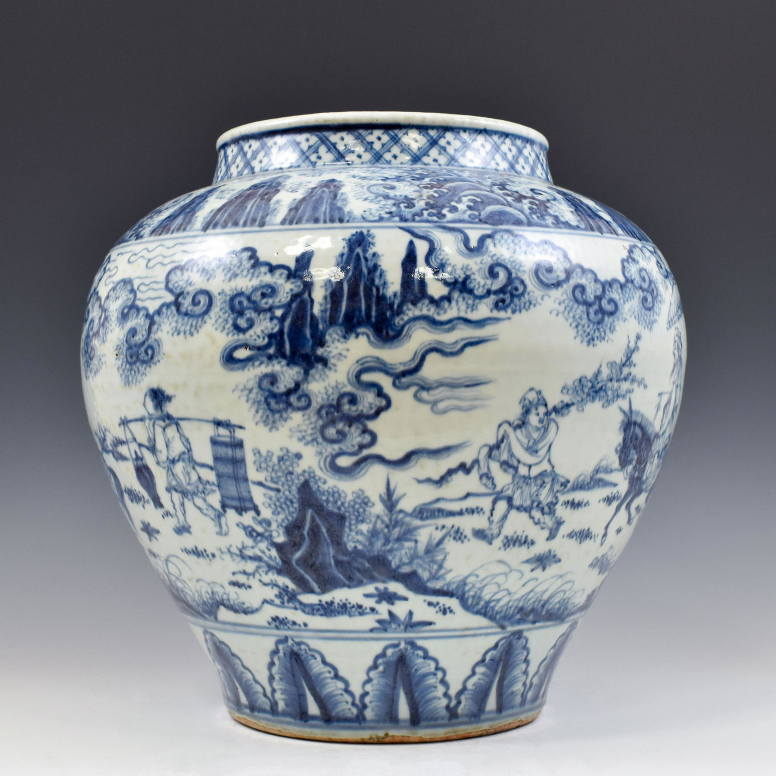 MING BLUE AND WHITE JAR (1 of 9)