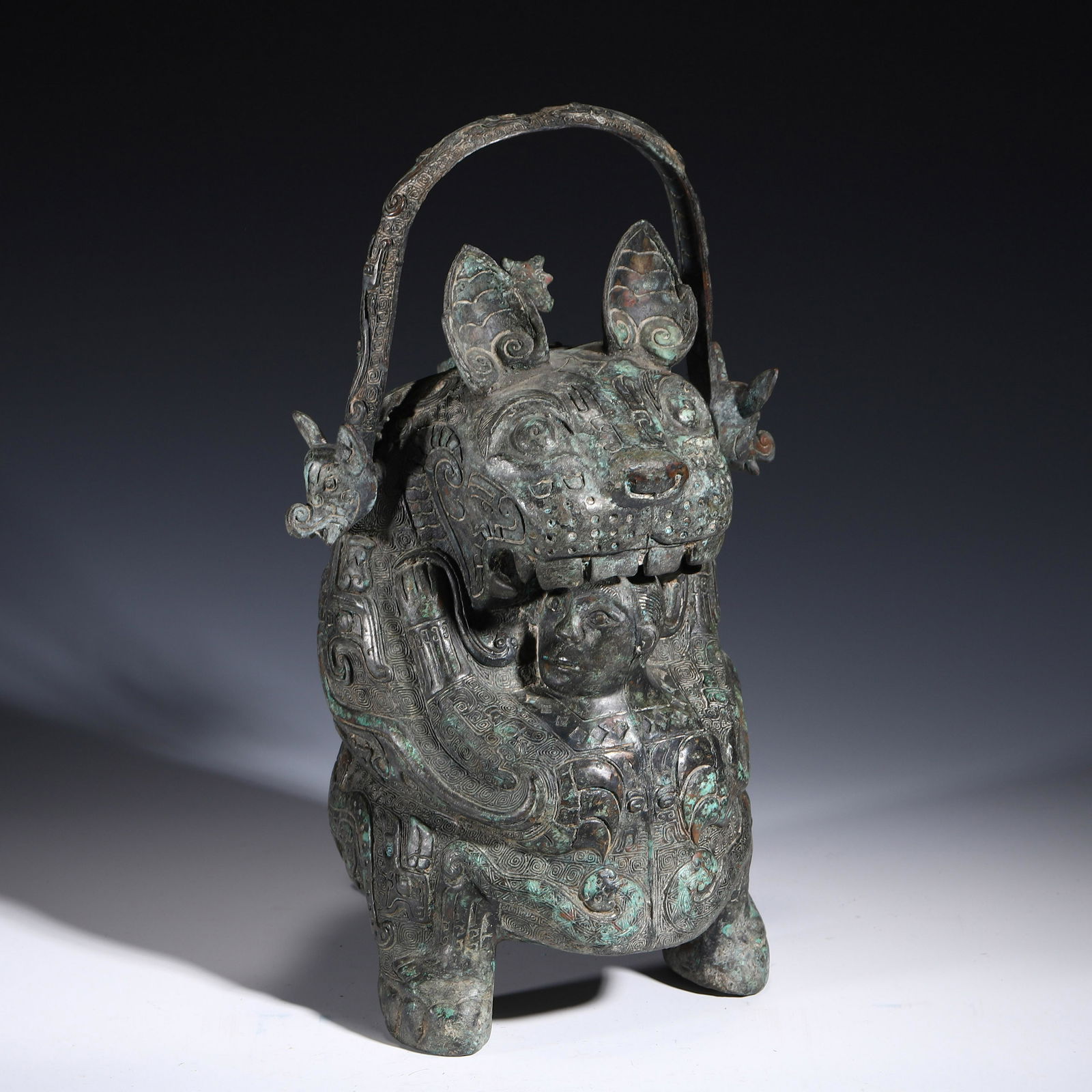 SHANG ZOOMORPHIC COVERED BRONZE CENSER (1 of 12)
