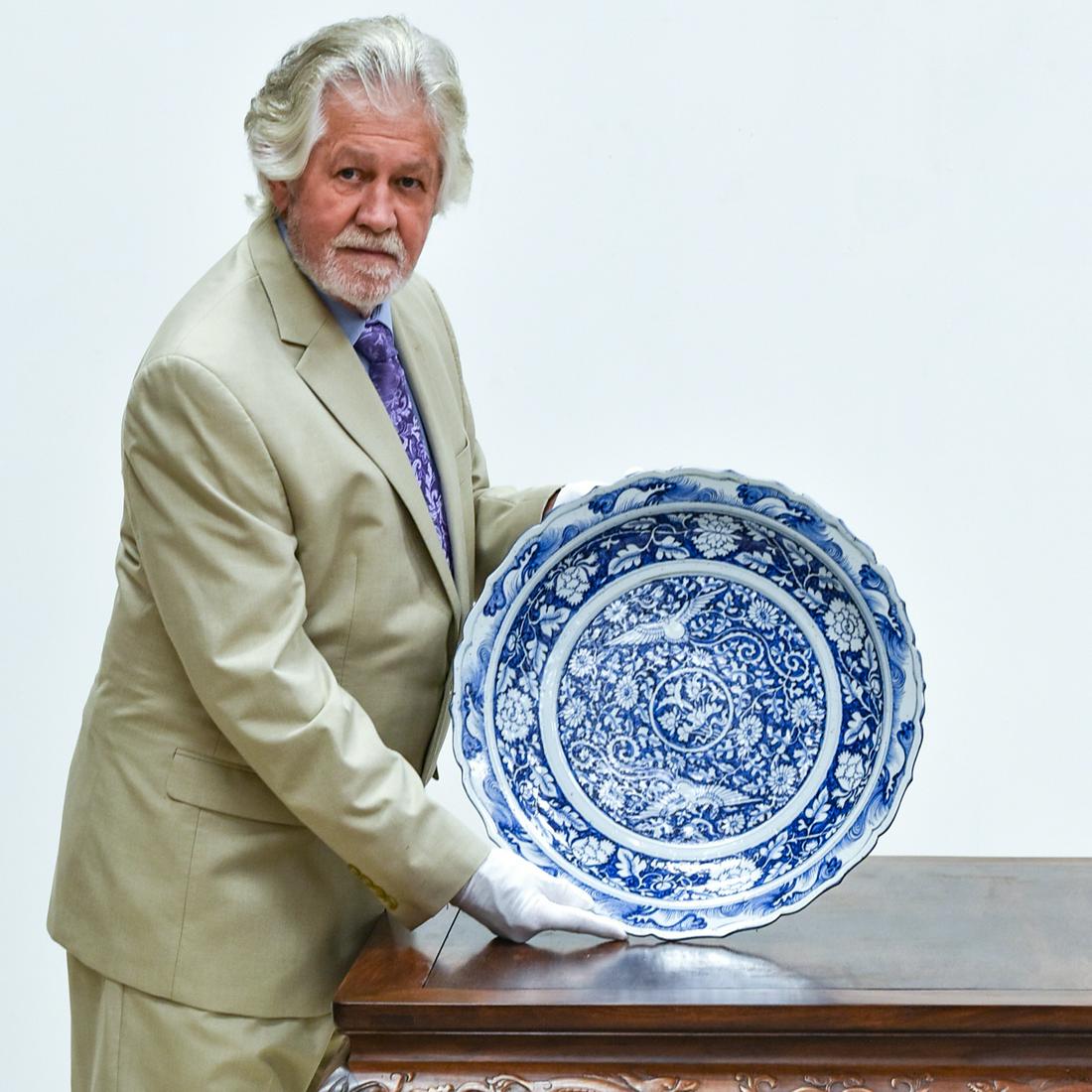 YUAN BLUE & WHITE DOUBLE PHOENIX  CHARGER (1 of 11)