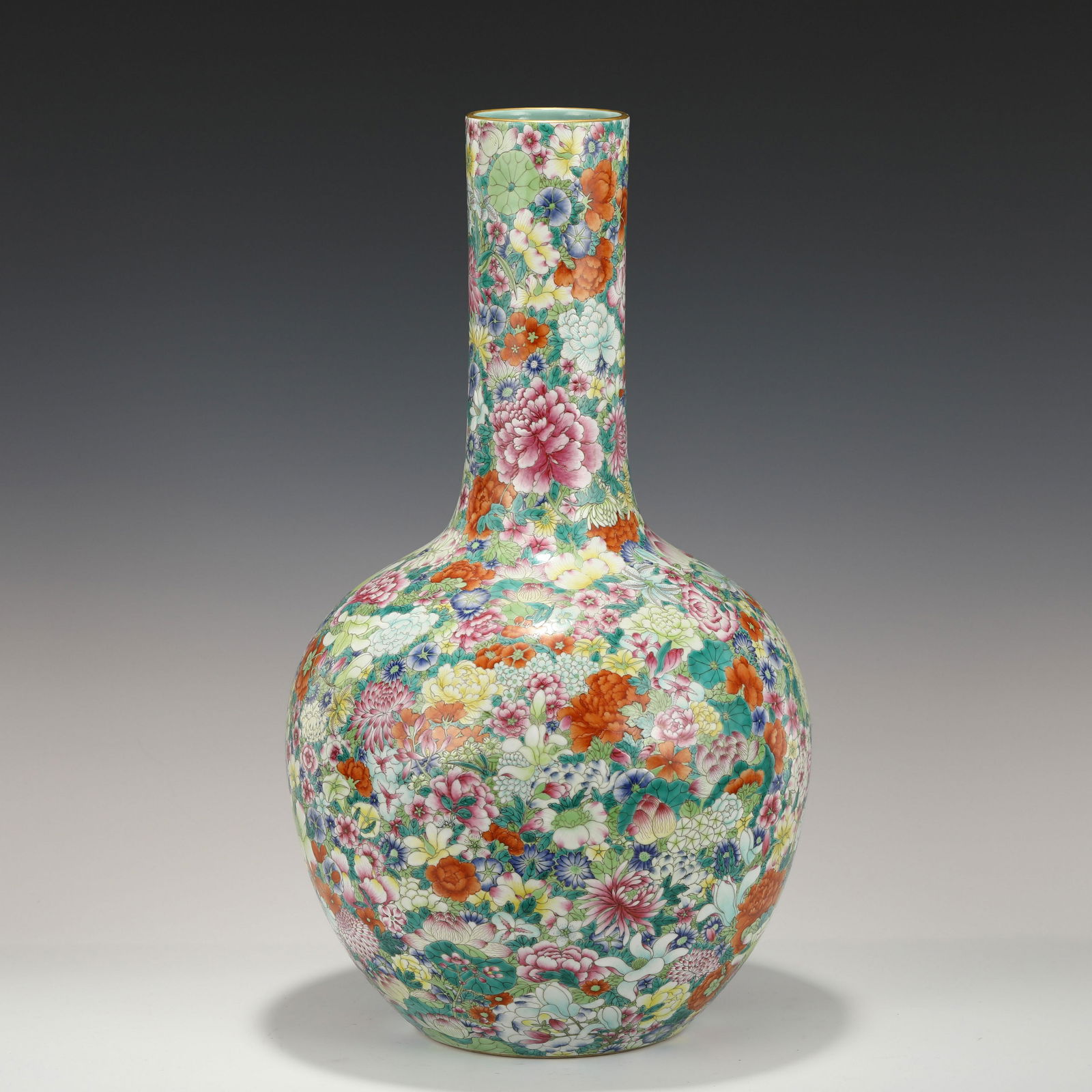 QIANLONG MILLE-FLEUR CELESTIAL VASE (1 of 10)