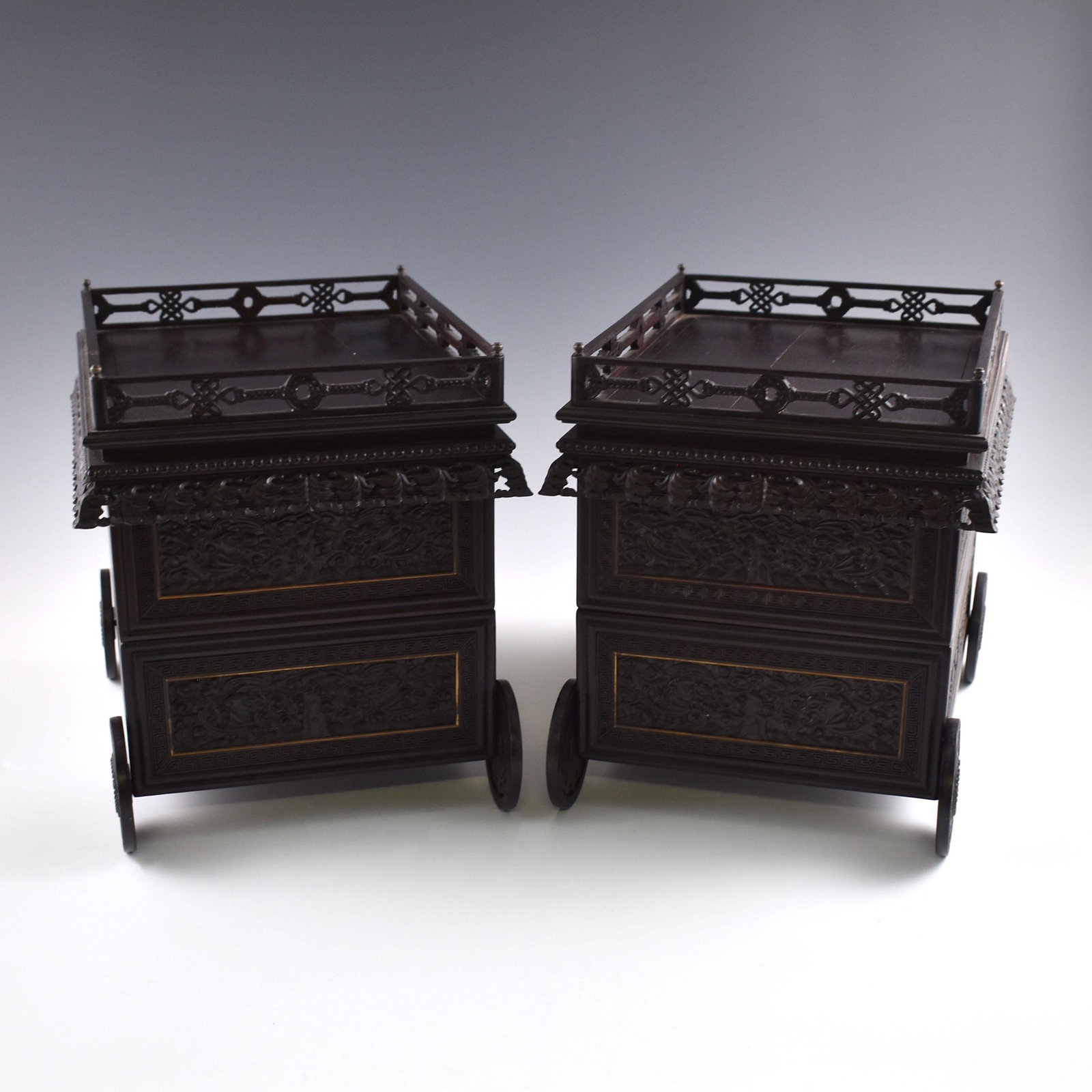 PAIR OF CHINESE ZITAN WEITUO INCENSE WHEEL CARTS (1 of 10)