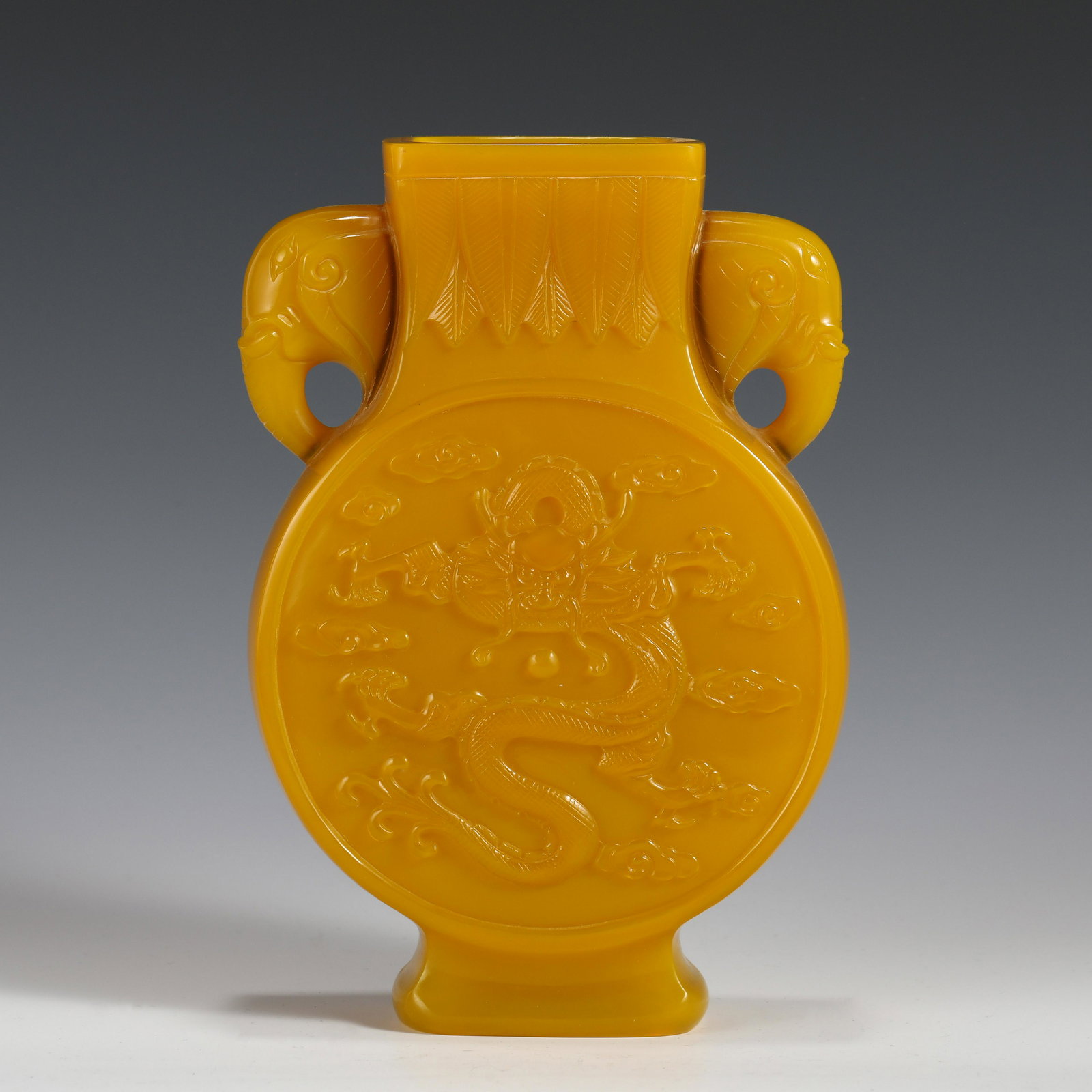 QING DAOGUANG PEKING GLASS CARVED VASE (1 of 10)
