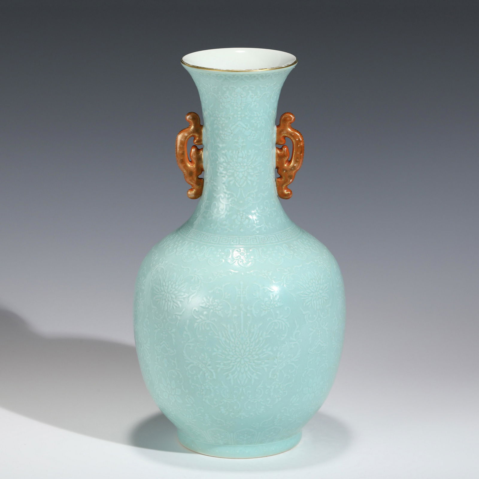 QIANLONG PORCELAIN CARVING AMPHORA VASE (1 of 10)