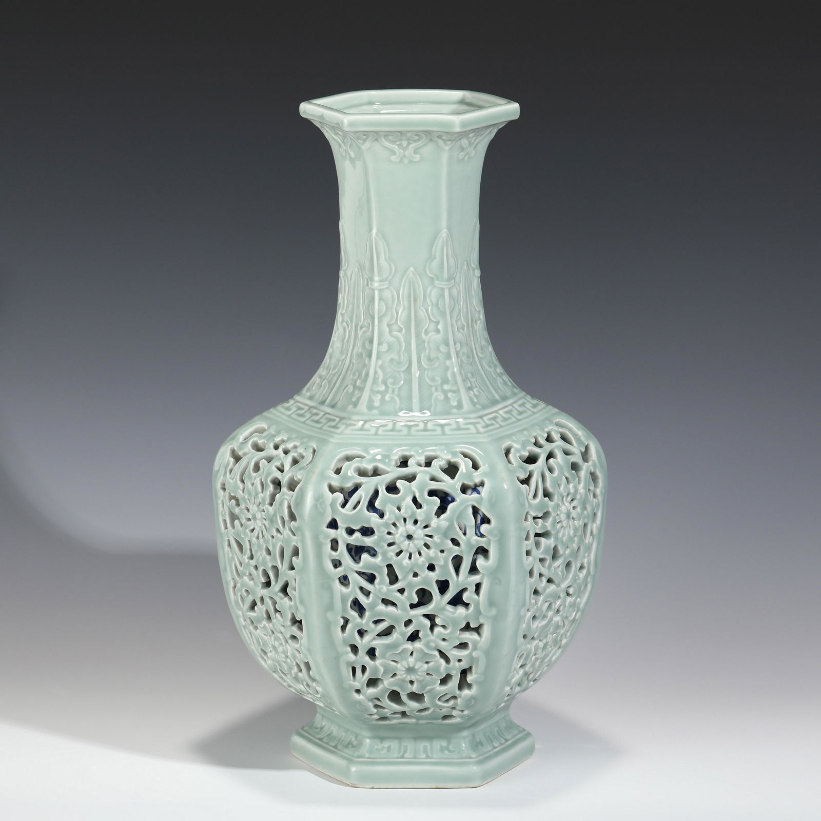 QIANLONG PORCELAIN CARVING HEXAGONAL VASE (1 of 10)