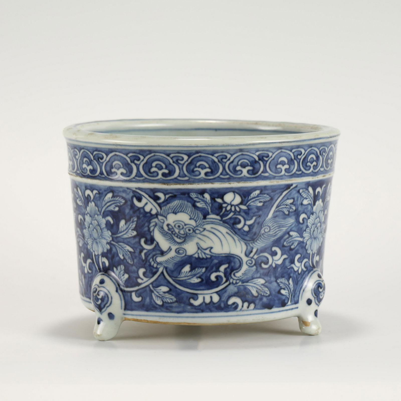 MING BLUE AND WHITE INCENSE BURNER (1 of 9)