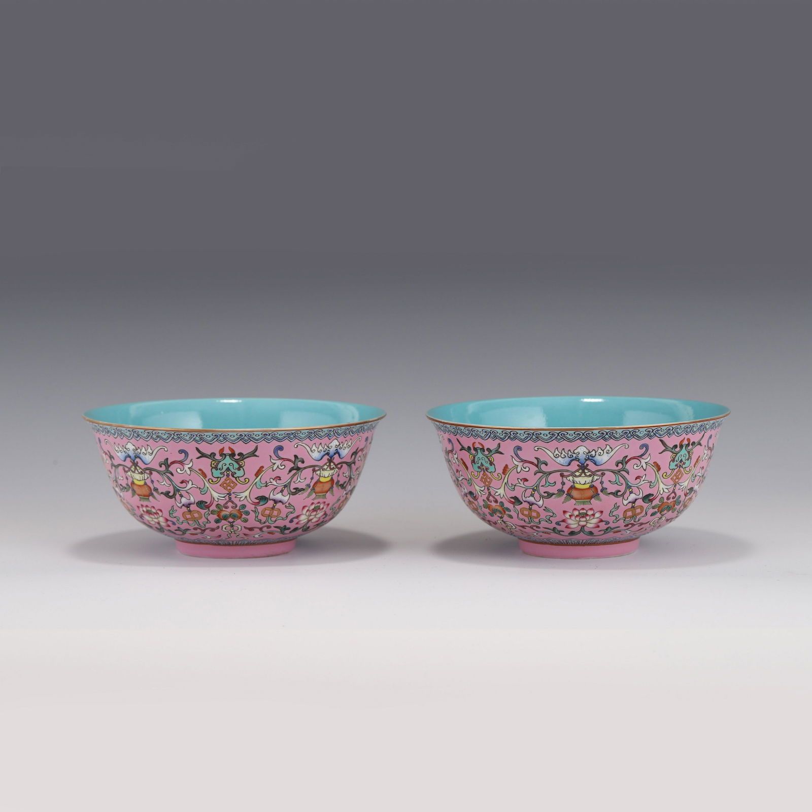 PAIR FAMILLE ROSE PORCELAIN BOWLS (1 of 8)
