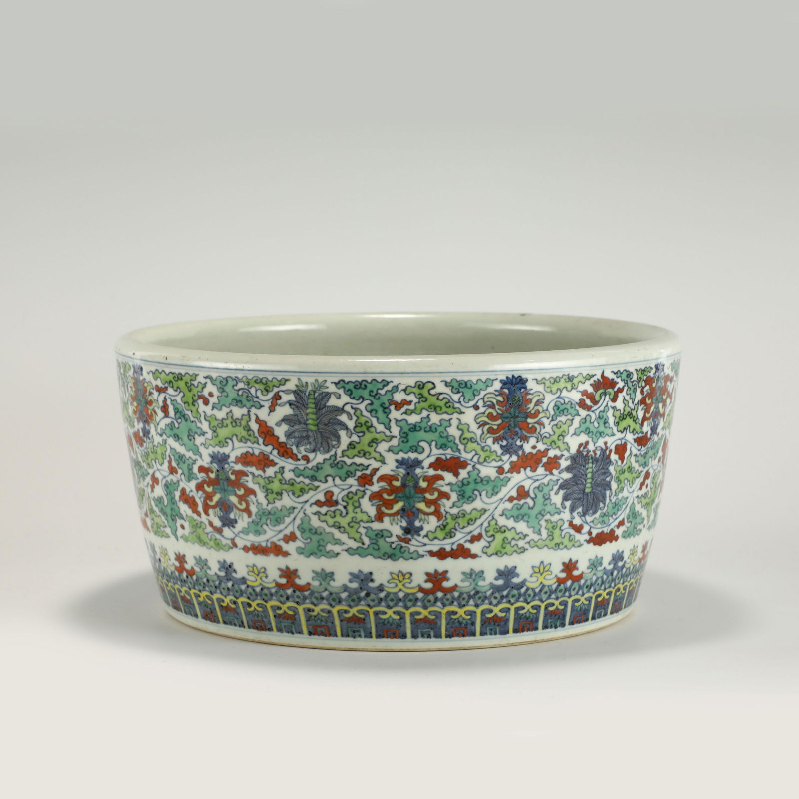 QING QIANLONG DOUCAI PORCELAIN BRUSH WASHER (1 of 9)