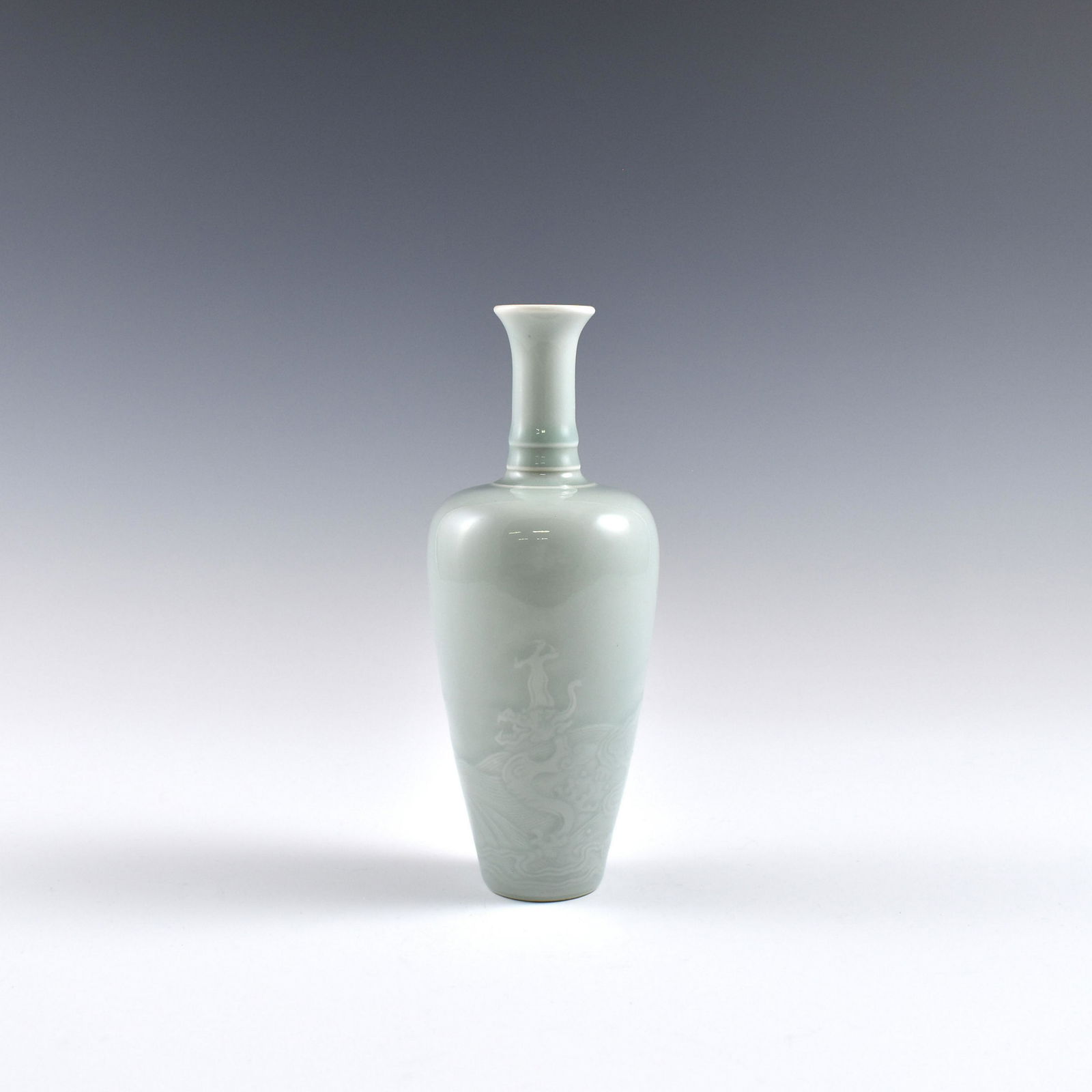 Kangxi Douqing glazed willow vase (1 of 6)