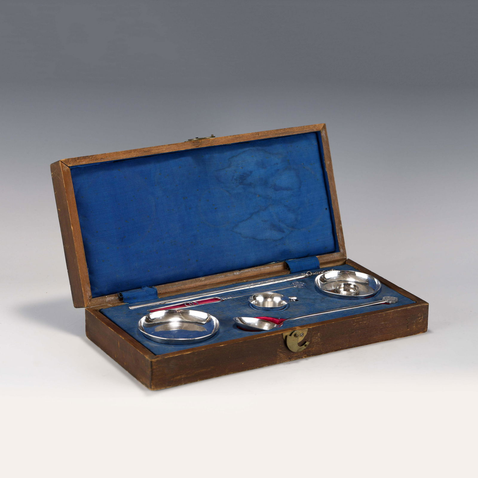 CHINESE EXPORT SILVER TABLEWARE WITH WOODEN BOX (1 of 9)