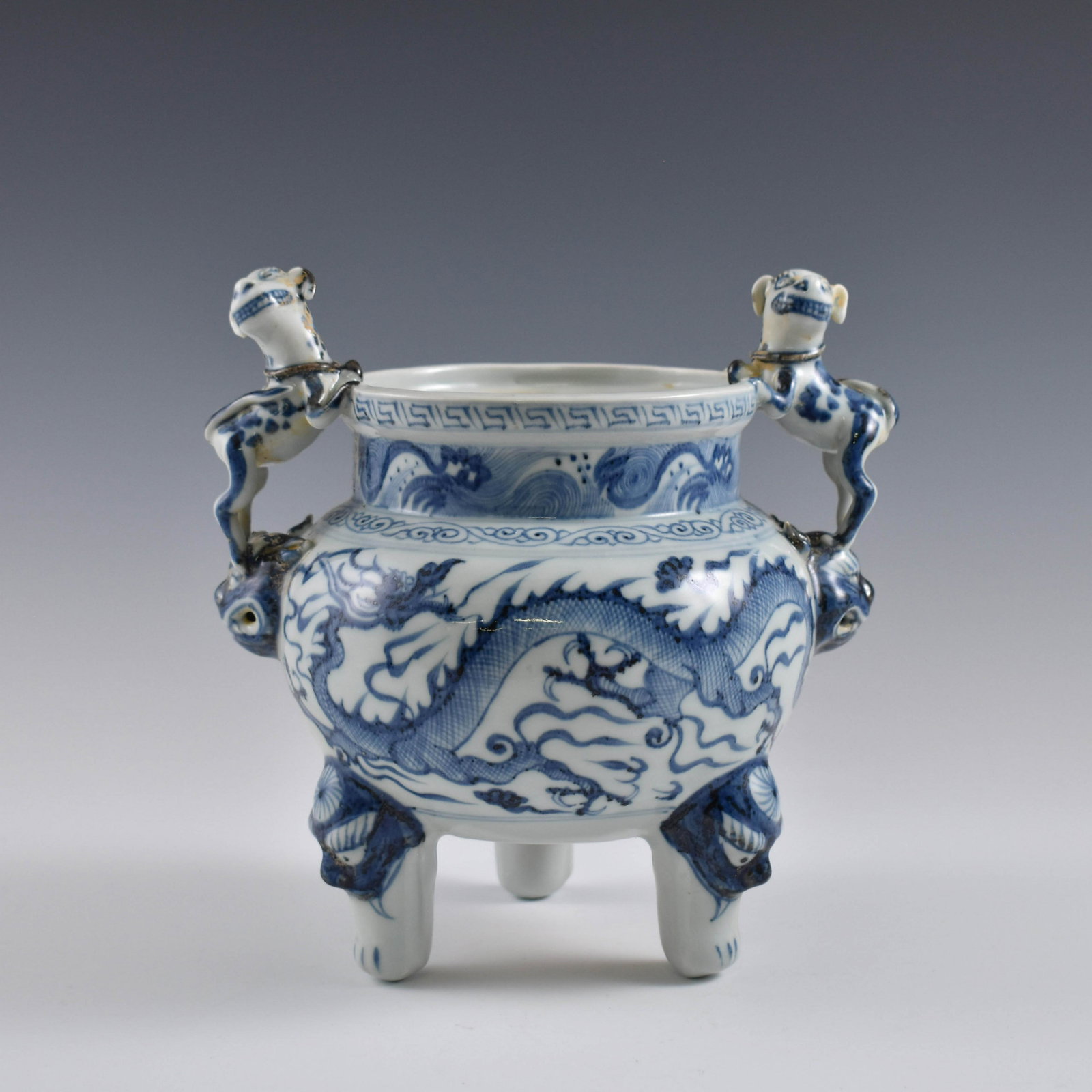 YUAN BLUE & WHITE DRAGON WITH FOO DOG HANDLES CENSER (1 of 8)