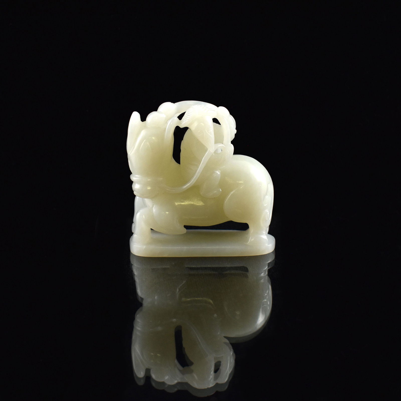 CHINESE CARVED JADE ORNAMENT HORSE (1 of 9)