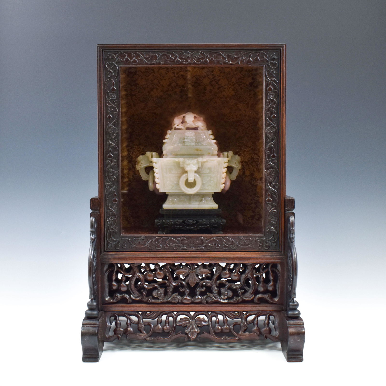 JADE LIDDED SQUARE CENSER IN DISPLAY BOX (1 of 9)