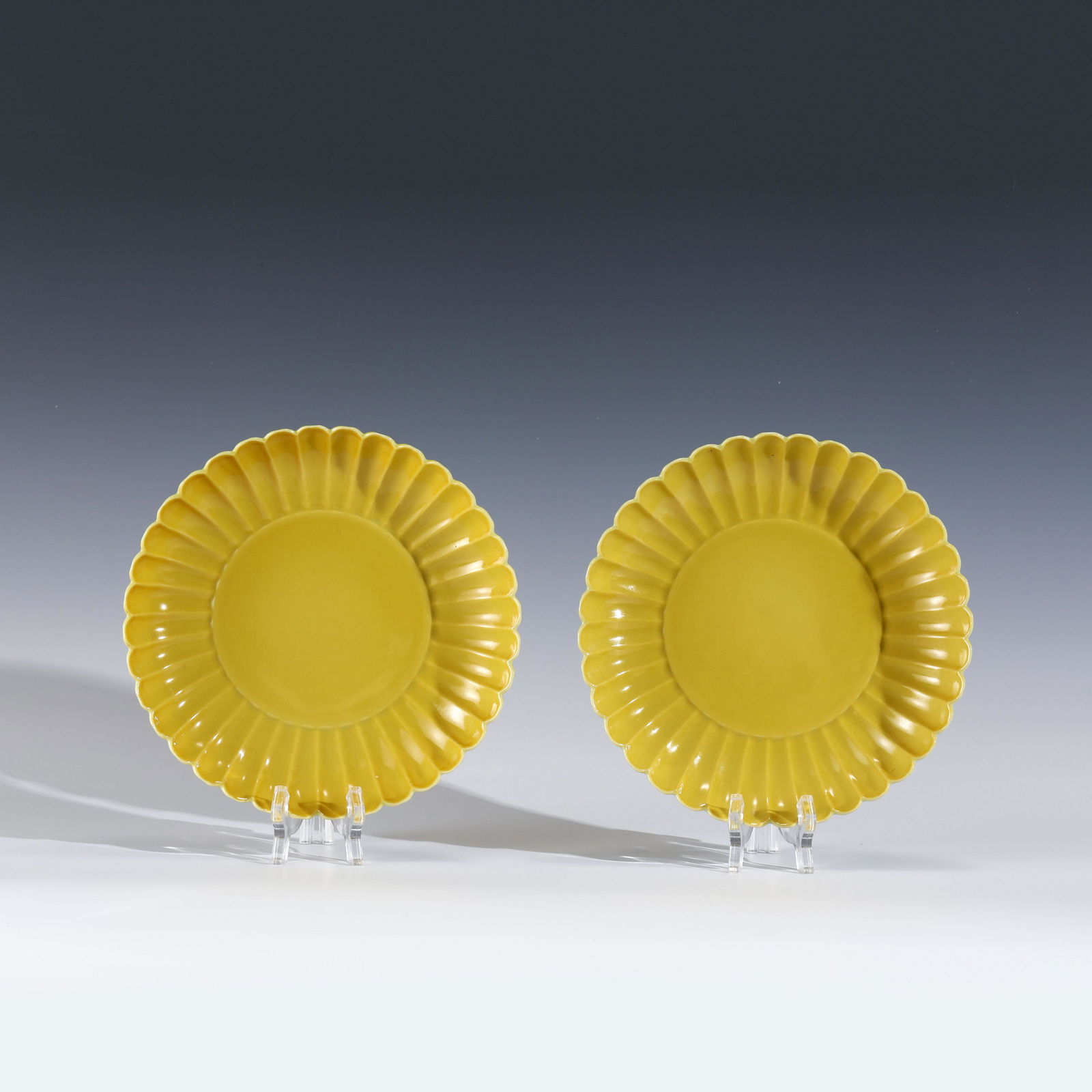 CHINESE YONGZHENG YELLOW-GLAZED PLATES (1 of 9)