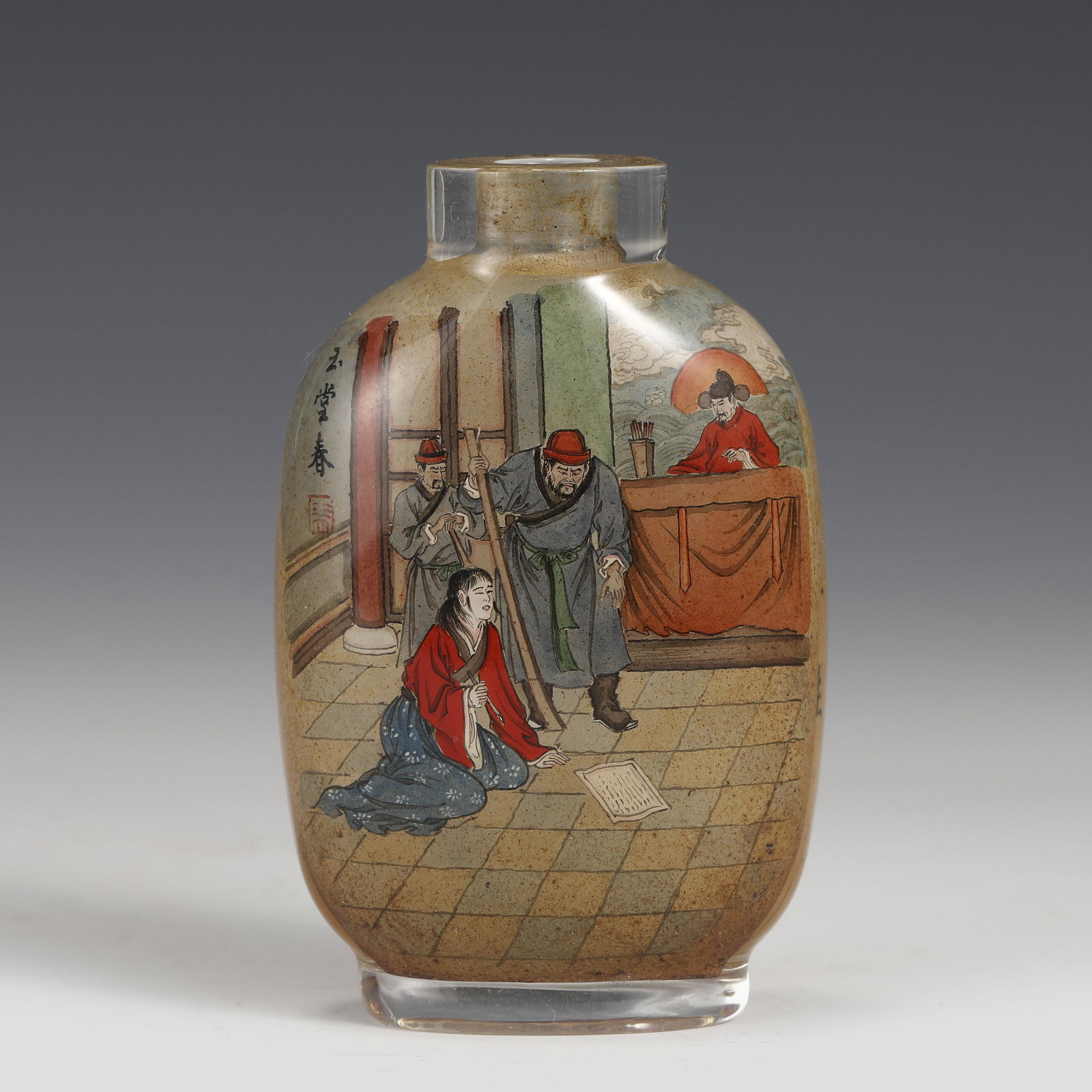 RESERVE PAINTING PEKING GLASS SNUFF BOTTLE (1 of 7)
