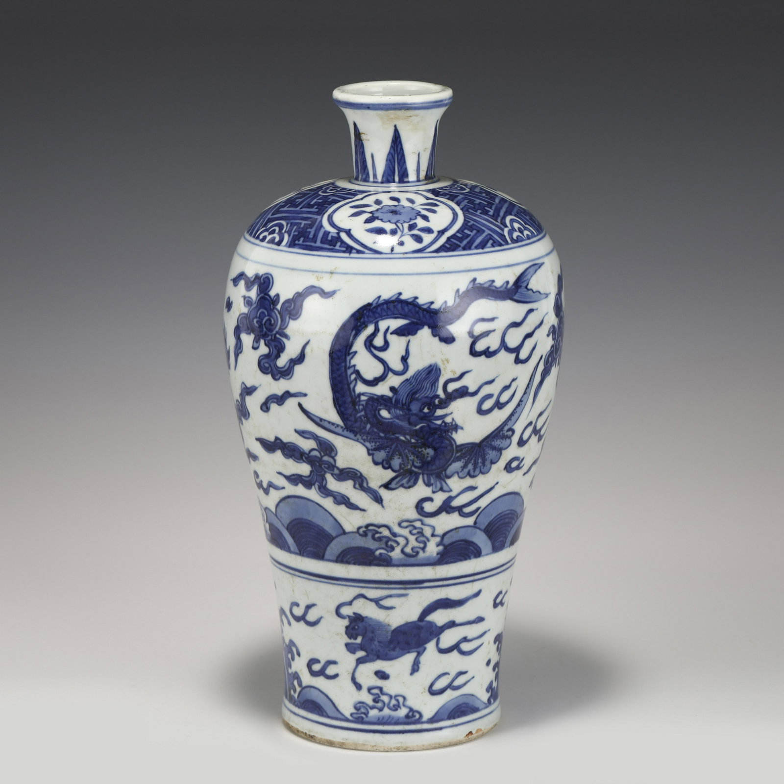 MING BLUE & WHITE MEIPING JAR: Dimensions: Width: 17cm, Height: 31cm Chinese Ming Dynasty Blue and White Dragon Porcelain Meiping Jar. The porcelain potted into a traditional Meiping form, large, thick and tall potted, wide body on