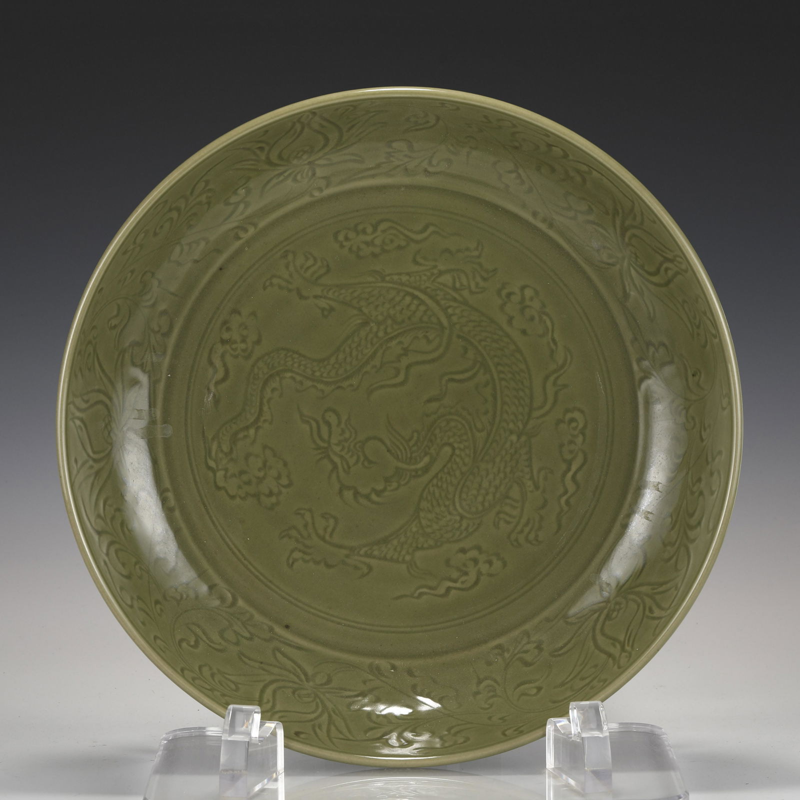 MING LONGQUAN LARGE PLATE (1 of 9)