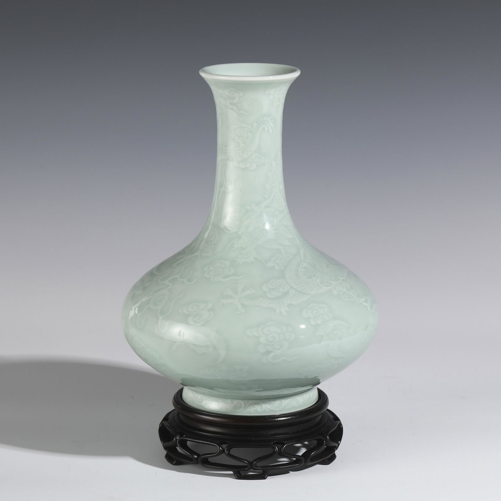 QING QIANLONG DOUQING GLAZED CARVED PORCELAIN DRAGON (1 of 11)