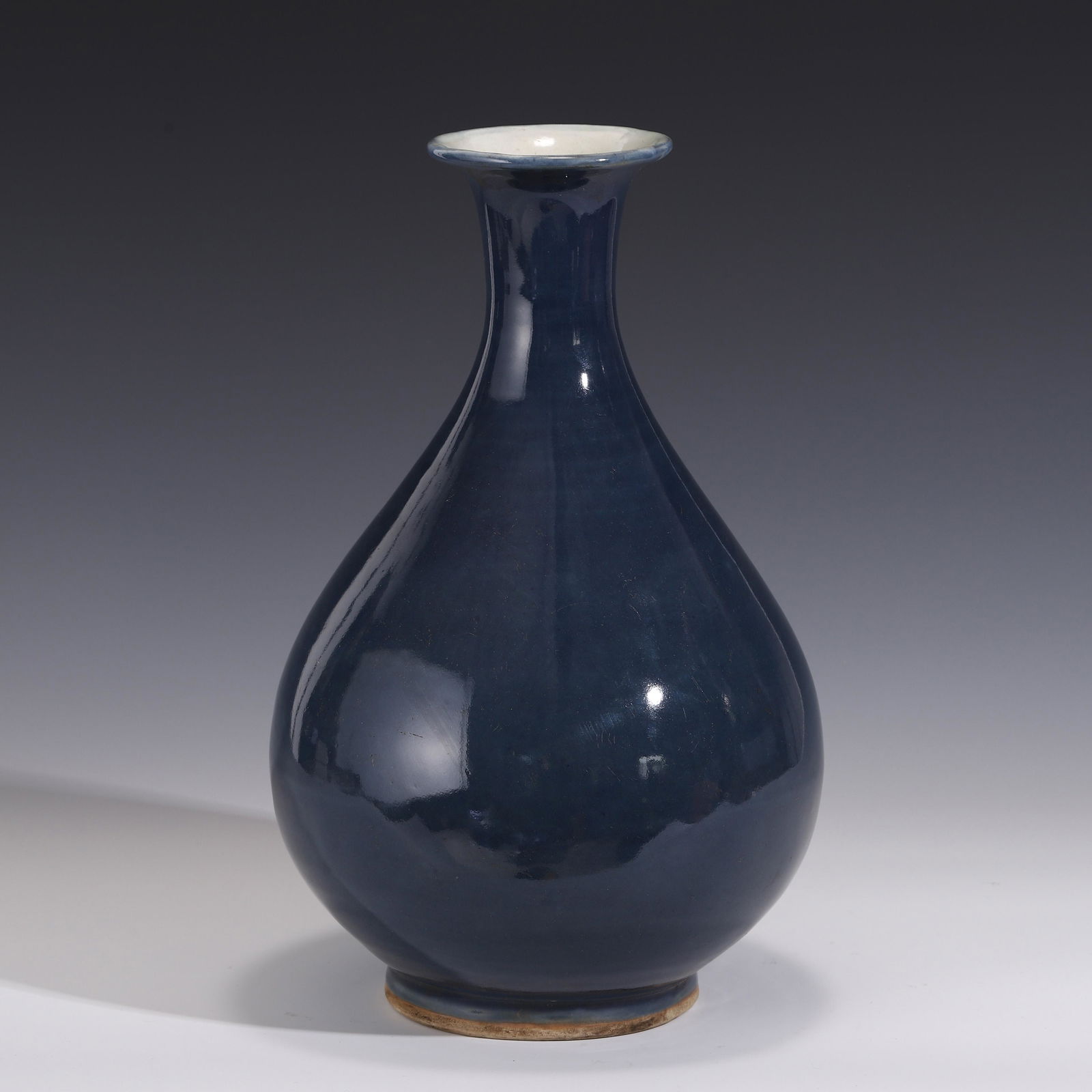 MING BLUE GLAZED MONOCHROME YUHUCHUN VASE (1 of 8)