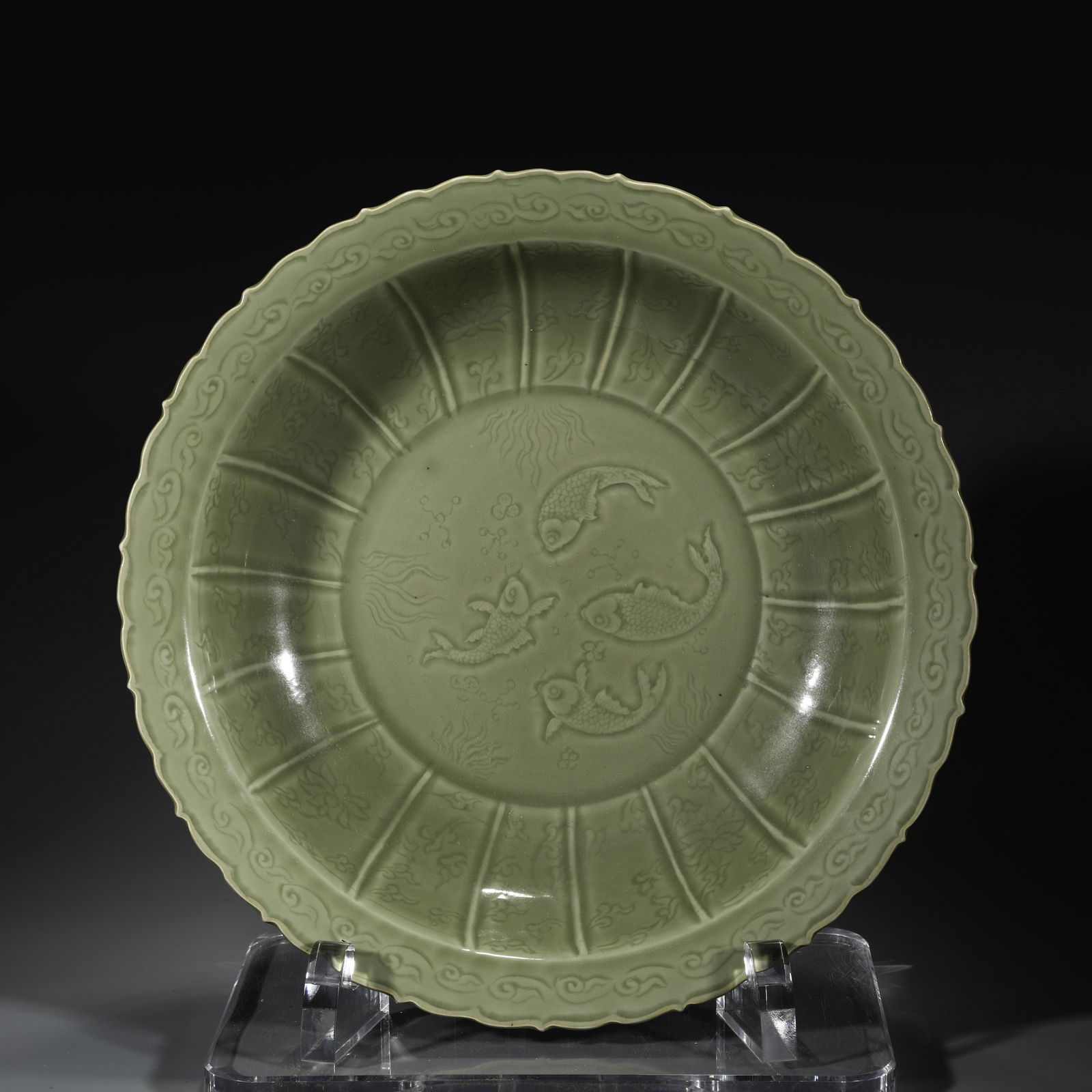 MING LONGQUAN CELADON SCALLOPED RIM CHARGER (1 of 8)