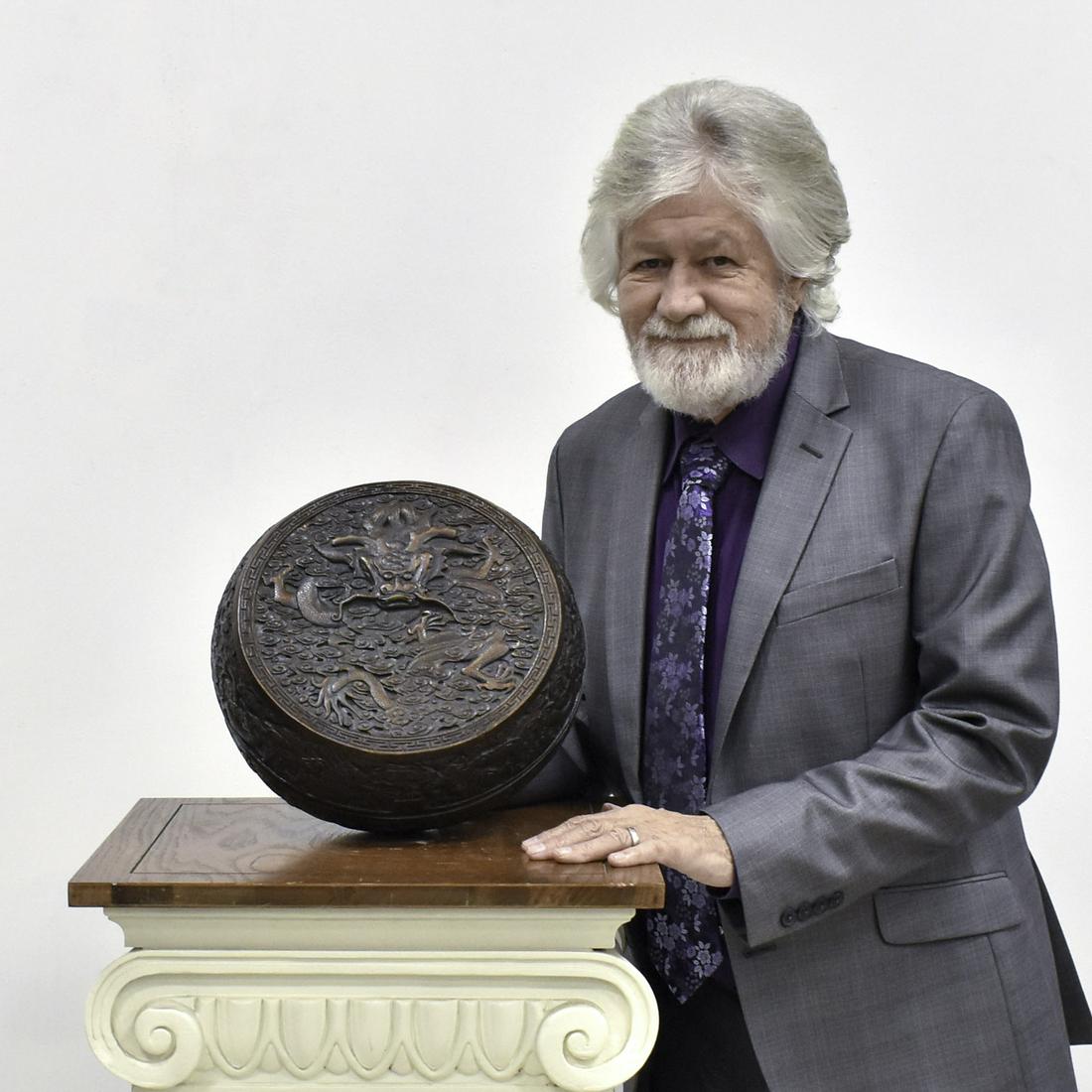 CHENXIANG SANDAL WOOD LIDDED BOX (1 of 10)