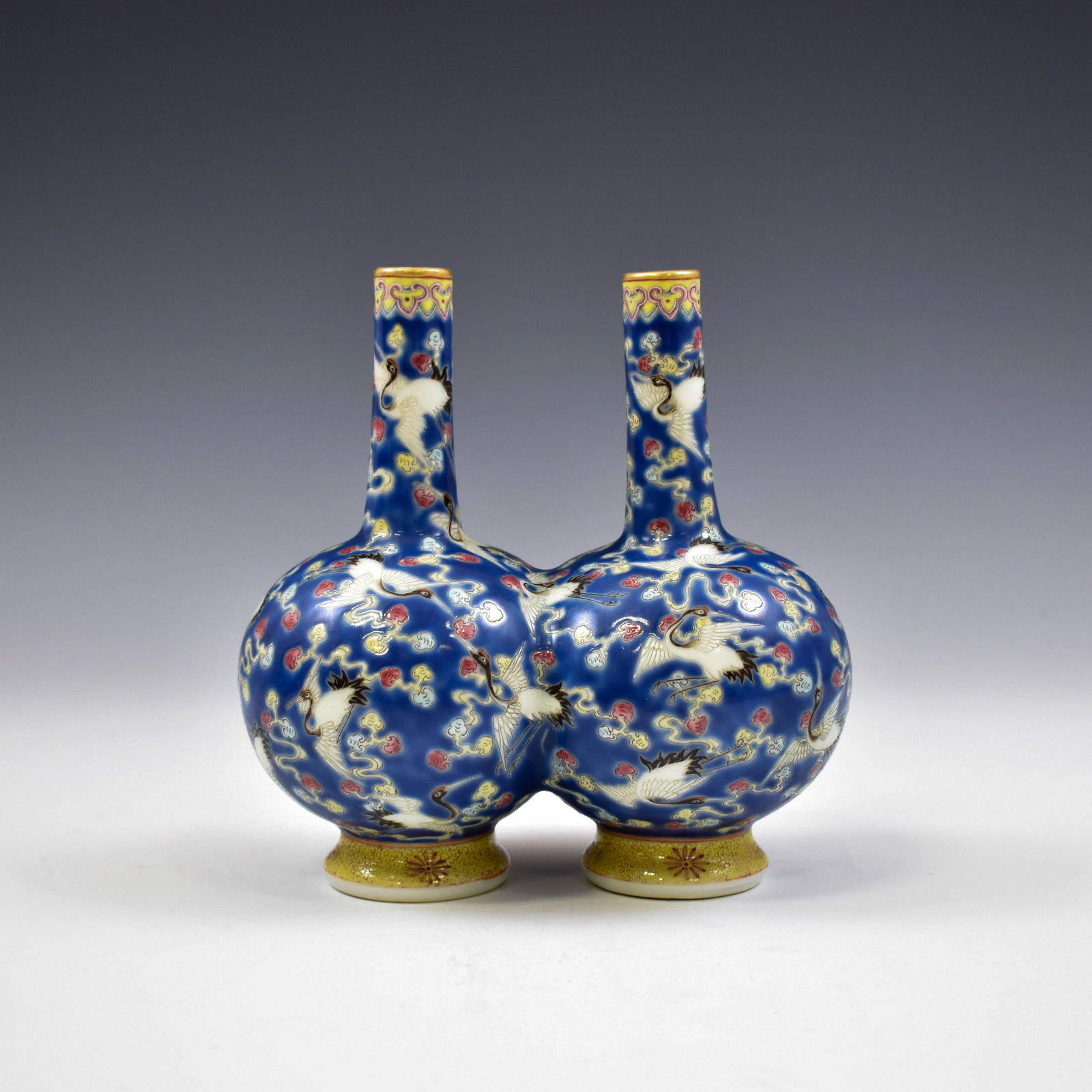 DAOGUANG FAMILLE ROSE CRANES DOUBLE VASE (1 of 9)