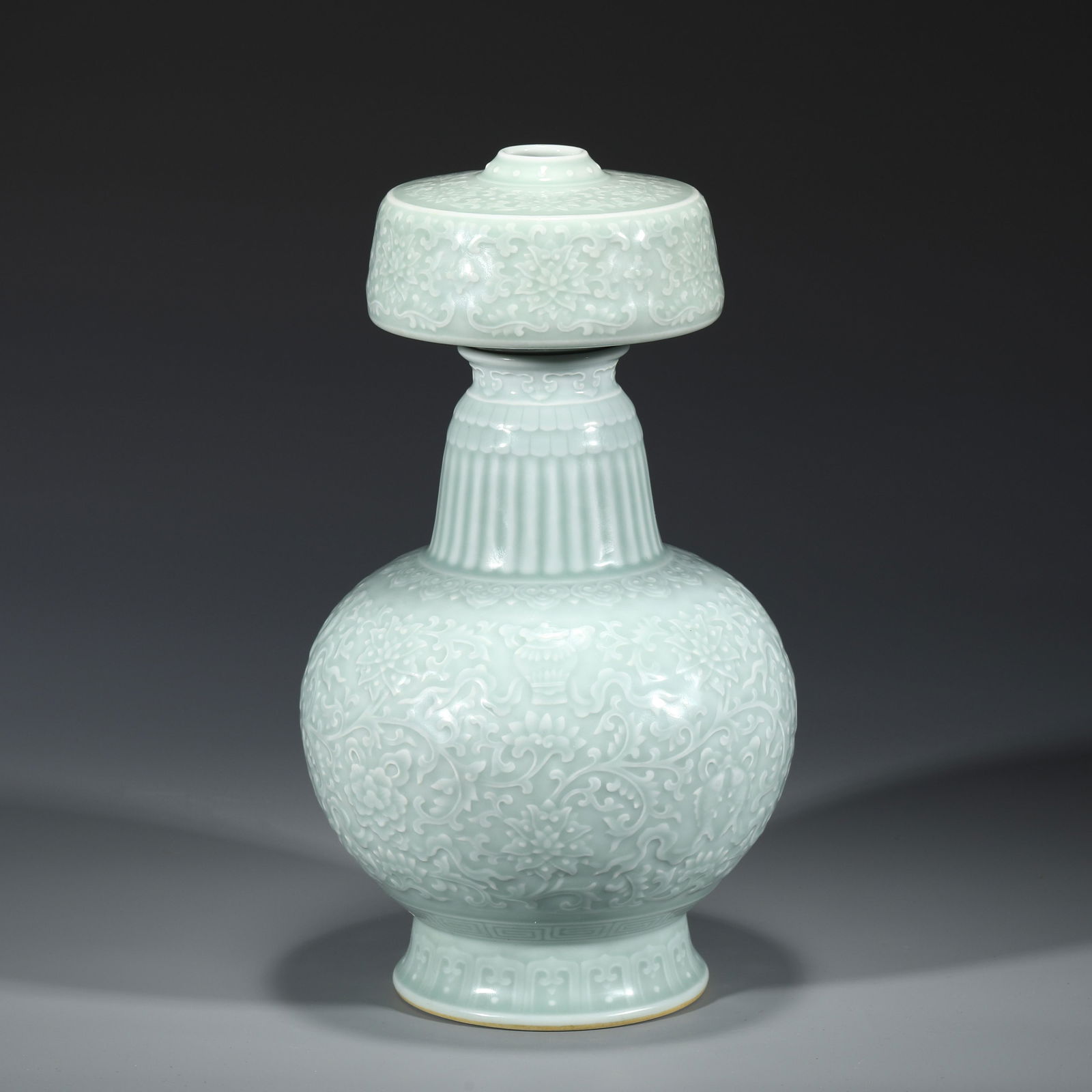QING DOUQING GLAZE CARVED PORCELAIN BENBA POT (1 of 10)