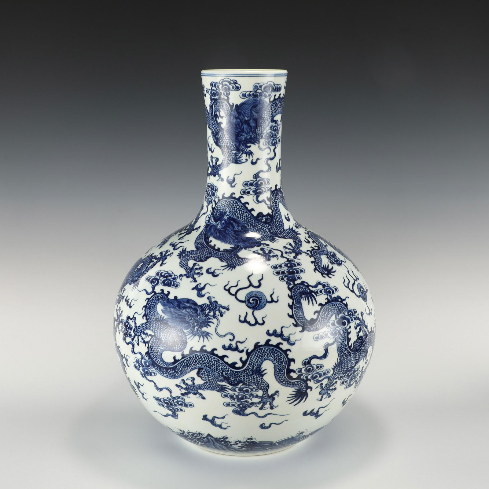 QING DYNASTY YONGZHENG BLUE AND WHITE DRAGON CELESTIAL VASE (1 of 10)