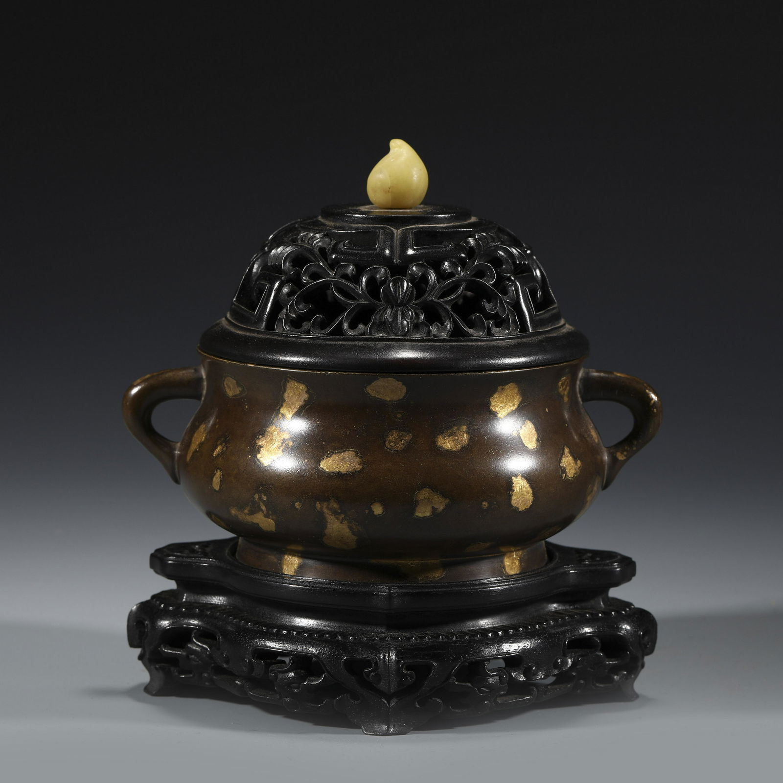 MING XUANTONG BRONZE INCENSE BURNER (1 of 9)