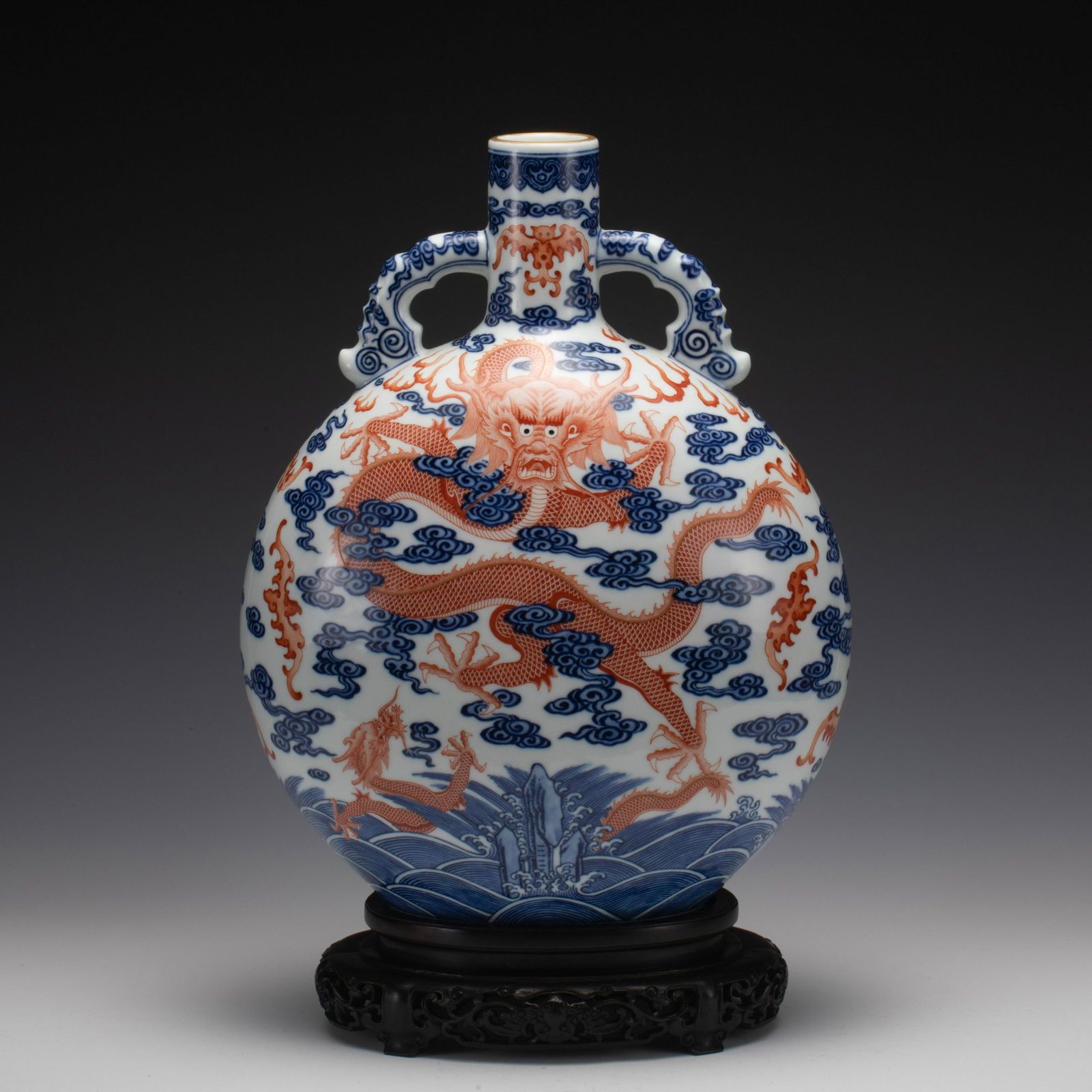 QING QIANLONG BLUE & WHITE ALUM RED MOON VASE ON STAND (1 of 9)