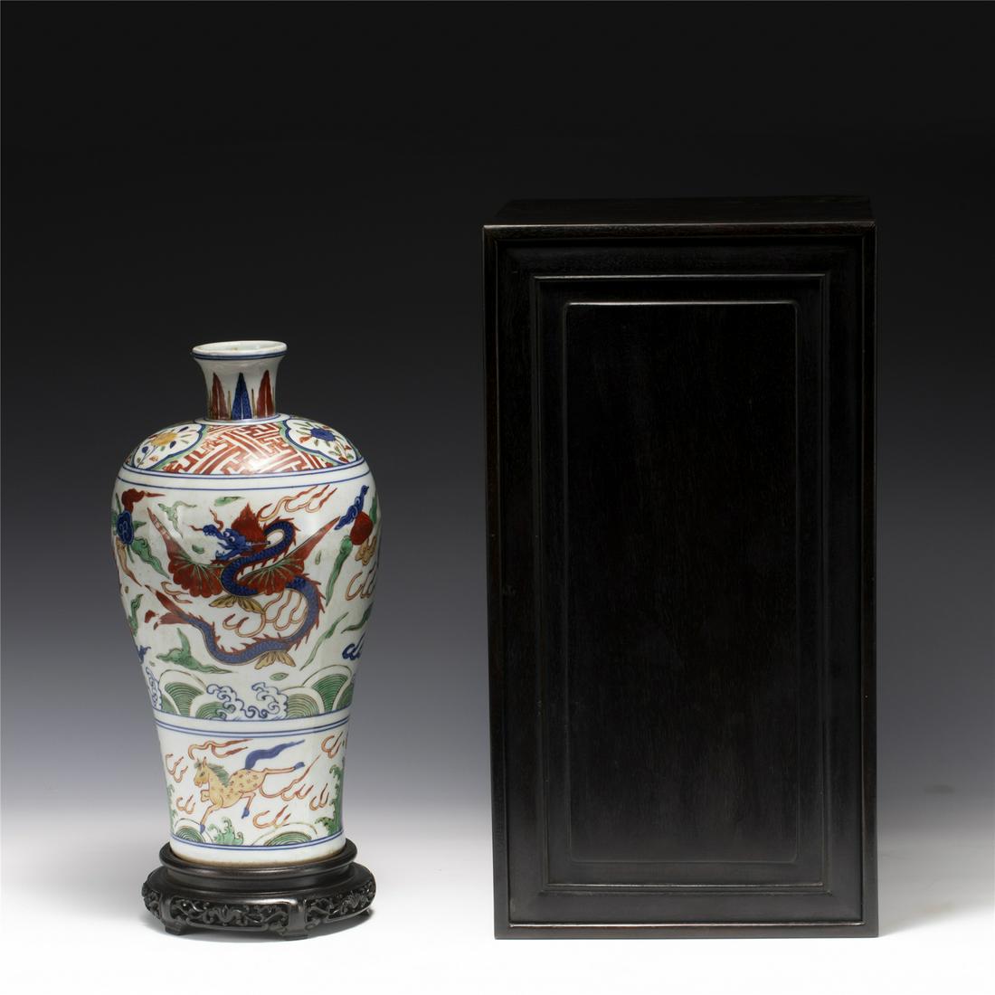 MING WUCAI PLUM VASE IN BOX (1 of 9)