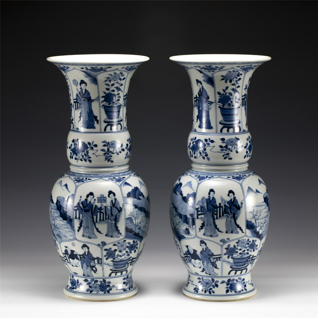 PAIR OF QING KANGXI BLUE & WHITE GOBLETS (1 of 12)