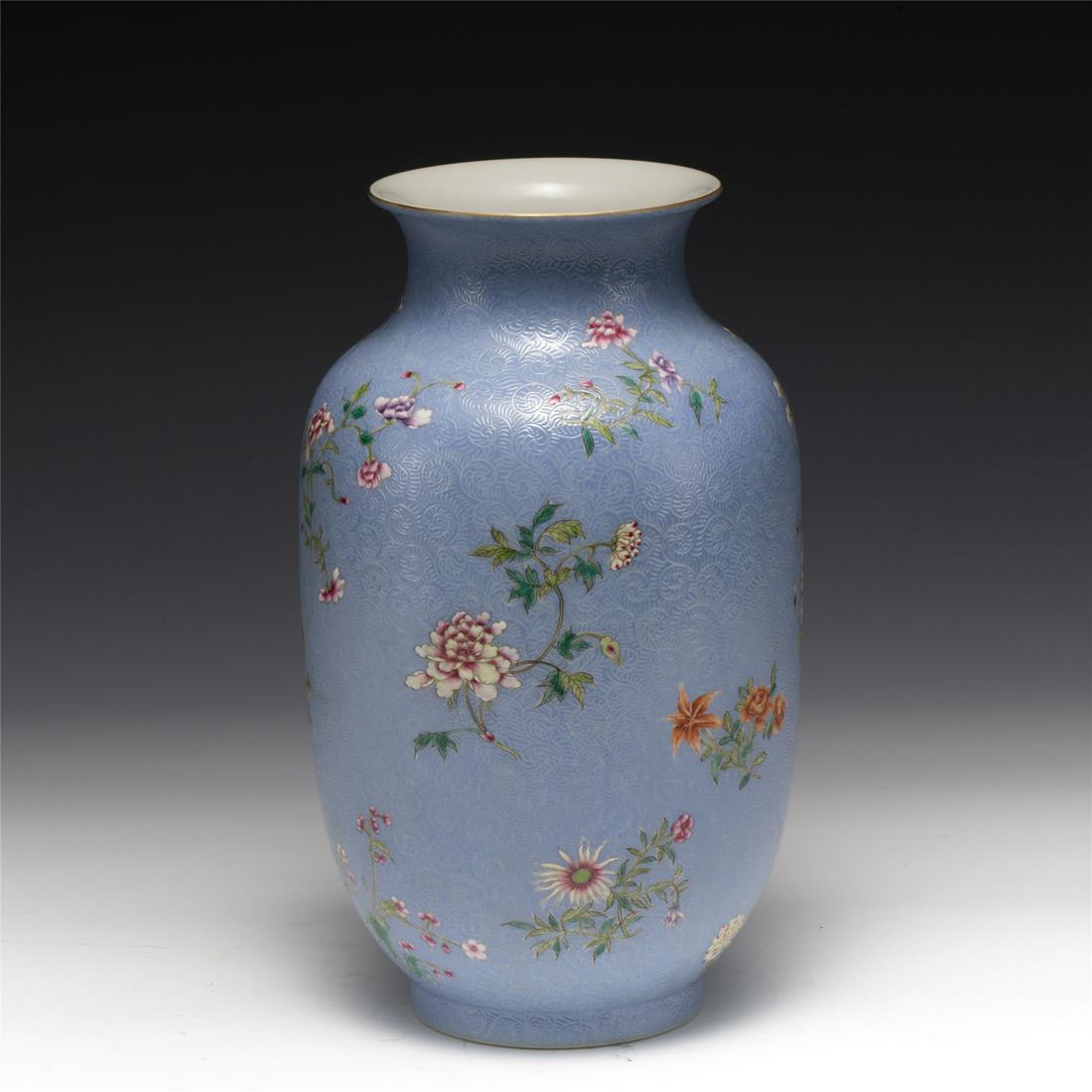 QING QIANLONG FAMILLE ROSE LANTERN VASE (1 of 8)