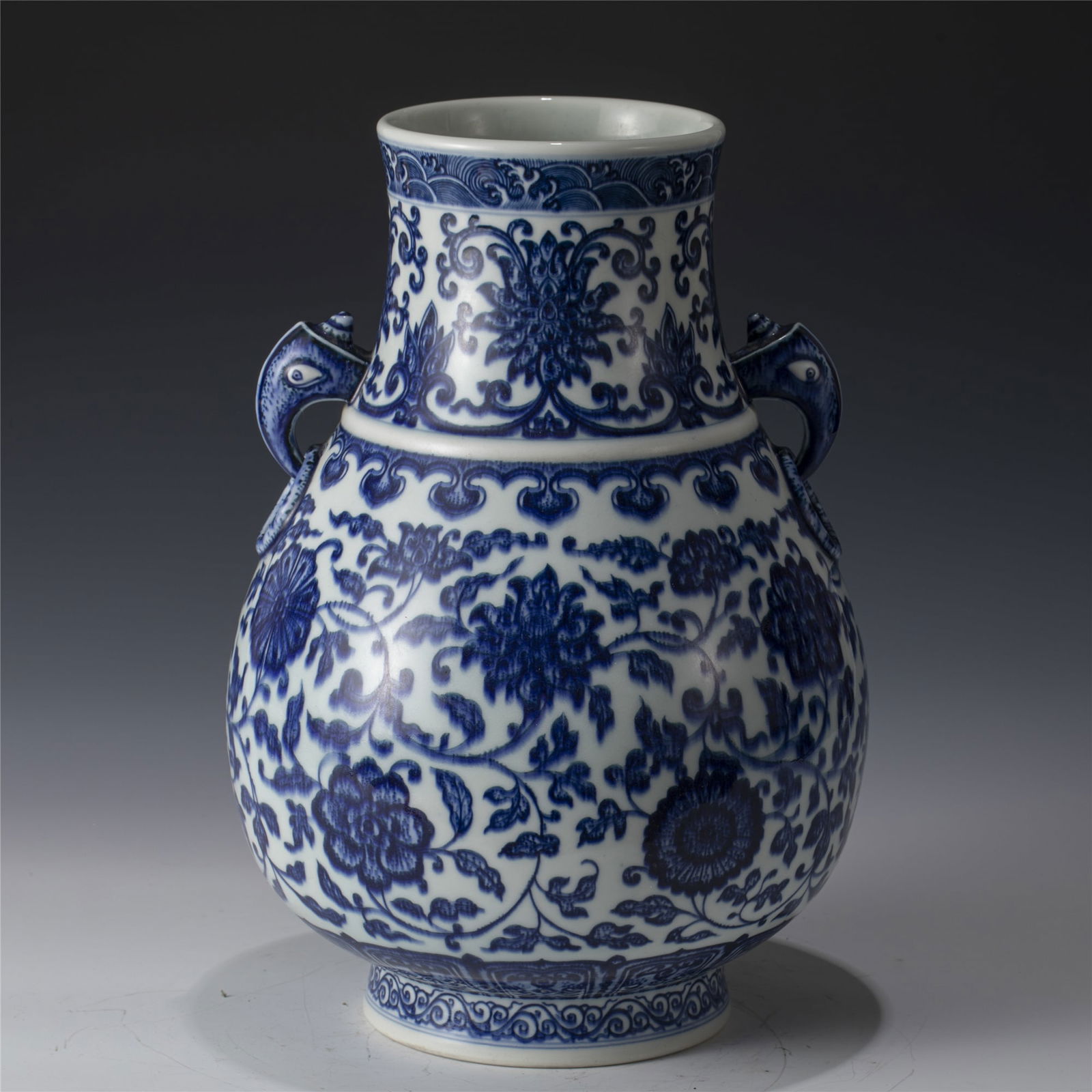 QING QIANLONG BLUE & WHITE DOUBLE-EARED VASE (1 of 11)