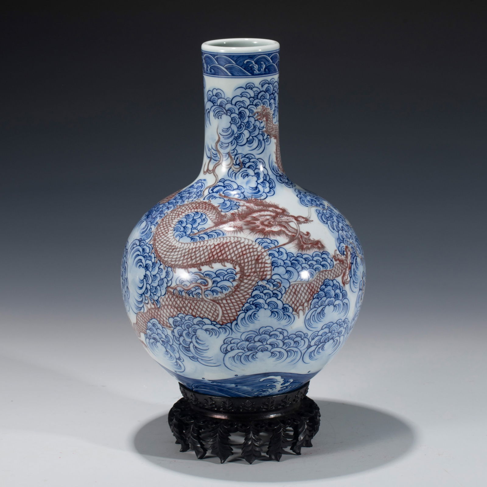 CHINESE YONGZHENG BLUE AND WHITE UNDERGLAZE RED SMALL CELESTIAL BALL VASE (1 of 9)