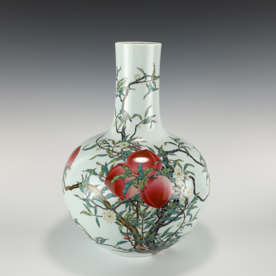 QING DYNASTY YONGZHENG POMEGRANTE SKY BALL BOTTLE (1 of 9)