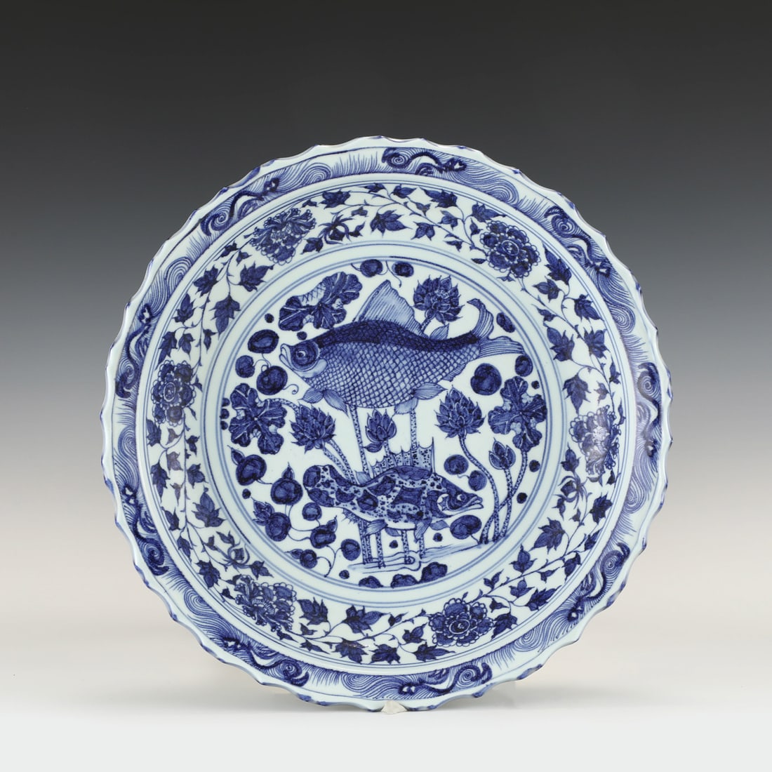 YUAN DYNASTY BLUE AND WHITE PLATE (1 of 10)