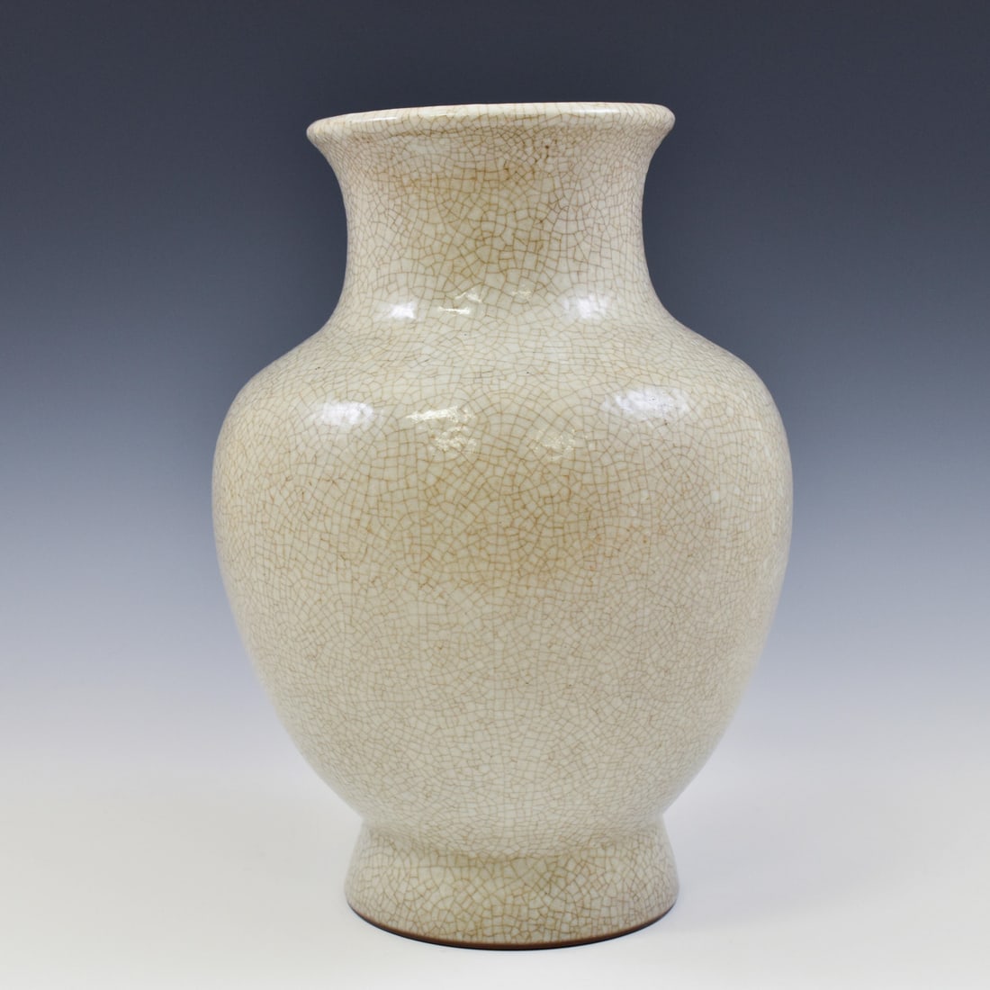 QIANLONG GE WARE ZUN VASE (1 of 10)