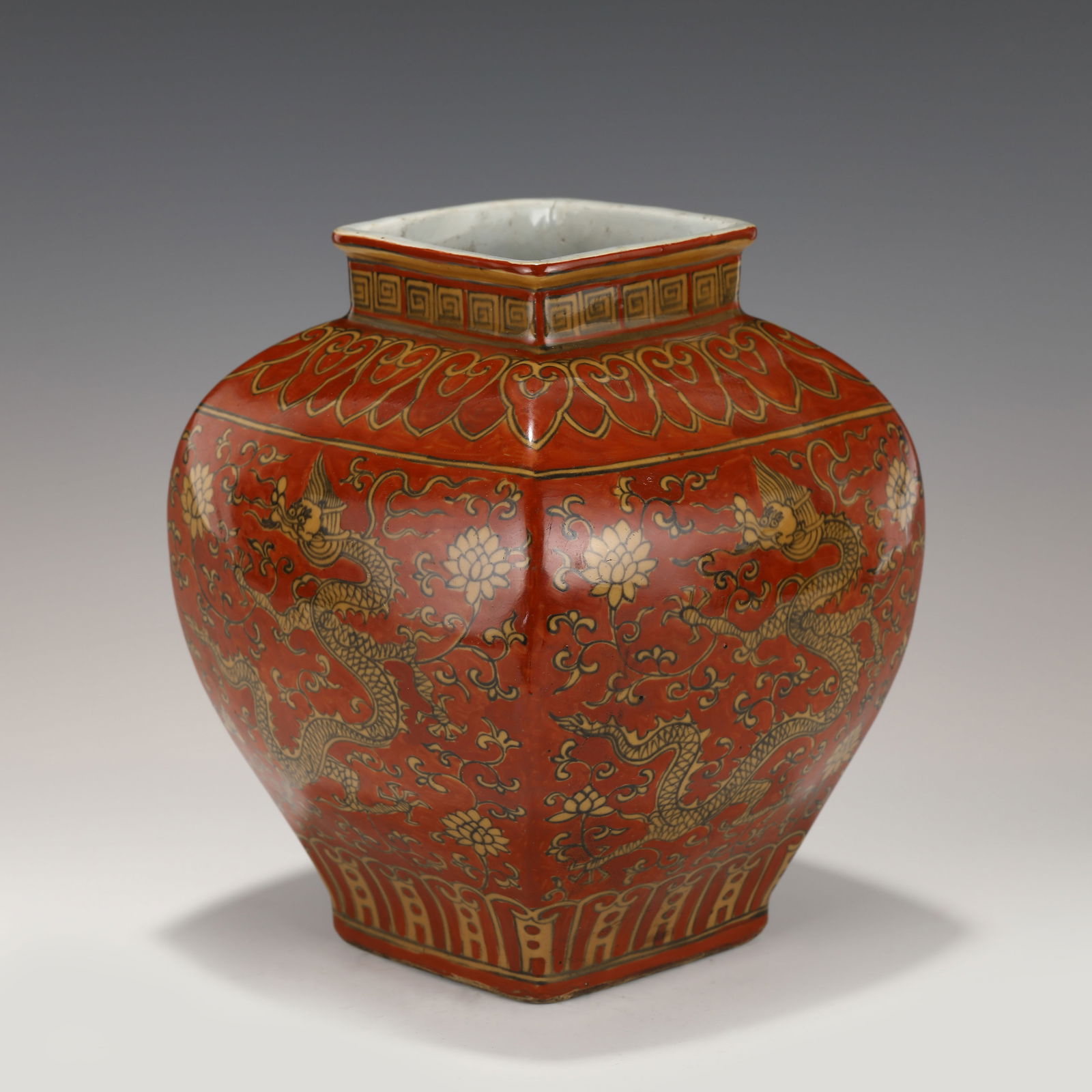 MING JIAJING IRON RED JAR (1 of 10)