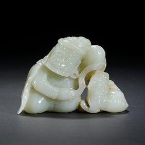 HETIAN JADE CARVED FIGURINE