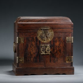 HUANGHUALI CARVED JEWELRY BOX
