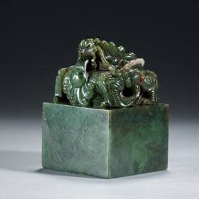 SPINACH-GREEN JADE CARVED QILIN CHOP SEAL