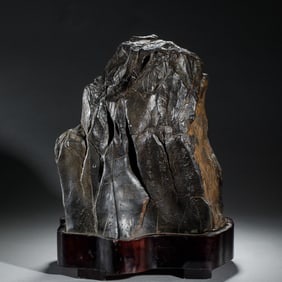 THAIHU STONE MOUNTAIN BOULDER