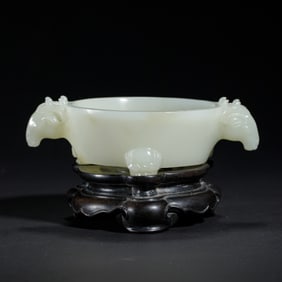 HETIAN JADE CARVED RAM HANDLE CENSER