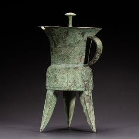 ARCHAIC TRIPOD WINE VESSEL
