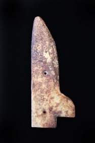 A CHINESE ANCIENT JADE CEREMONIAL SPEAR HEAD