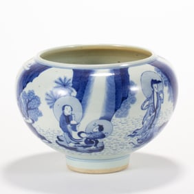 A CHINESE MING BLUE & WHITE FIGURINE JAR
